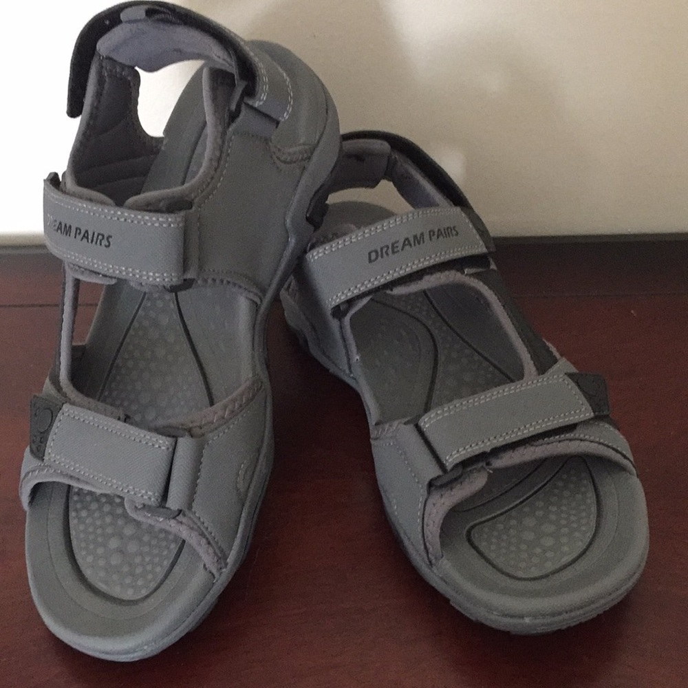 Dream Pairs men’s sandals
